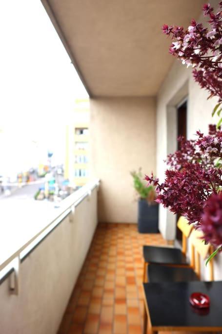 Nr 1 With 2 Balconies 3 Bedrooms Near Main Train Station Apartament *
